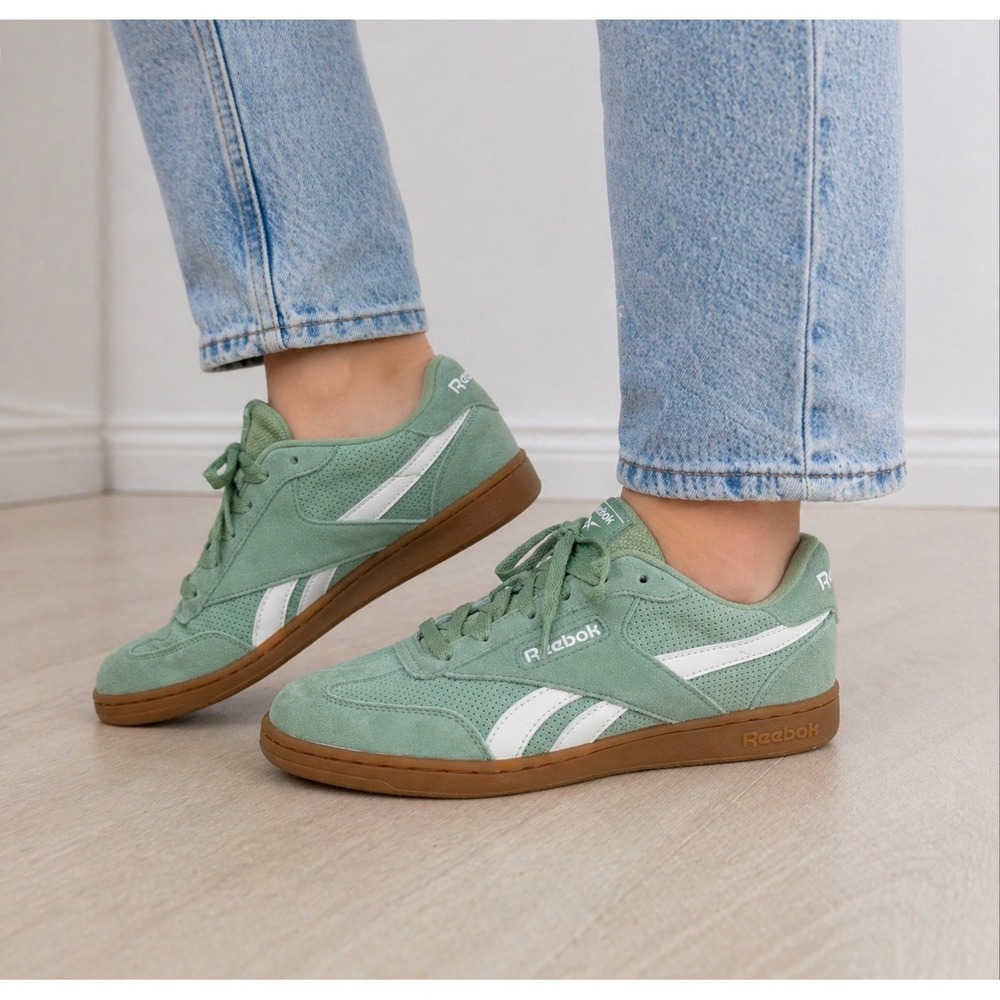Reebok Forte Lounger Womens 9 Sage Green Suede Gum Sole Retro Shoes